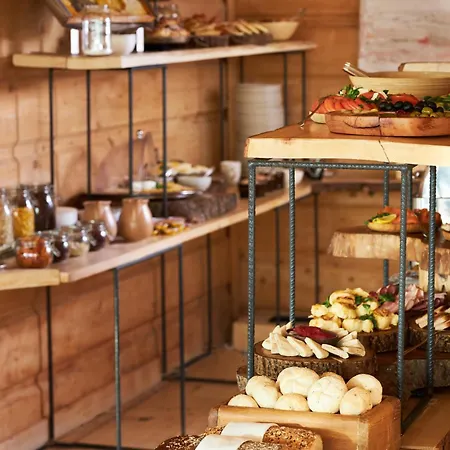 Отель No Name Hotel&spa 4*