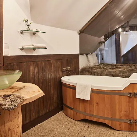 Отель No Name Hotel&spa 4*