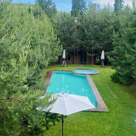 Отель No Name Hotel&spa Лапше-Нижне